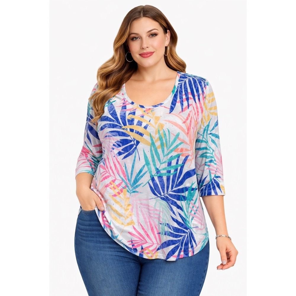 Sara Studio Woman 2X Tropical Palm Print Scoop Neck Top Casual Plus